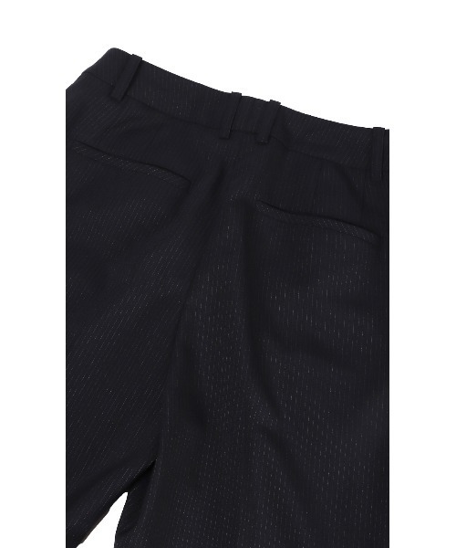 AOYAMA（アオヤマ）の「【洗える・防シワ・ストレッチ】美シルエットを追求！ベーシックテーパードパンツ/ネイビー/ストライプ｜通勤＆オフィス＆入卒＆セレモニー＆オケージョン｜セットアップ着用可・大きいサイズあり｜（スーツパンツ・レディース・ネイビー・5号/7号/9号/11号/13号/15号/17号）」の3枚目の写真