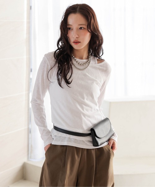 SUGAR BISKET(シュガービスケット)の「ロングスリーブTシャツ&タンクトップ(Tシャツ/カットソー・レディース・ベージュ/グレー/ホワイト/ブラック・フリー)」の2枚目の写真