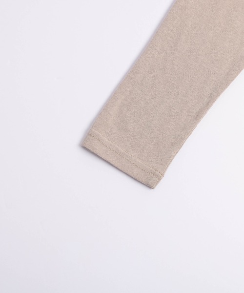 SUGAR BISKET(シュガービスケット)の「ロングスリーブTシャツ&タンクトップ(Tシャツ/カットソー・レディース・ベージュ/グレー/ホワイト/ブラック・フリー)」の9枚目の写真