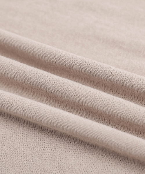 SUGAR BISKET(シュガービスケット)の「ロングスリーブTシャツ&タンクトップ(Tシャツ/カットソー・レディース・ベージュ/グレー/ホワイト/ブラック・フリー)」の15枚目の写真