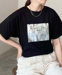 She's Closet（シーズクローゼット）の「オーバーサイズヴィンテージロゴ半袖メタリック箔プリントTシャツ（Tシャツ/カットソー・レディース）」