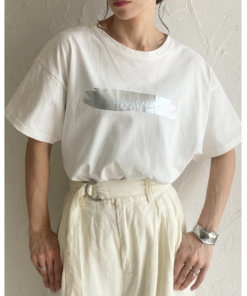 OAF アイボリー 半袖 Tシャツ 楽天市場】箔プリント半袖BIGTシャツ(day253712) レディース