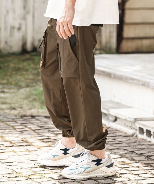 CAMBIO(カンビオ)の「mp13620- 撥水ナイロンストレッチキャンプパンツ(その他パンツ・メンズ・ブラック/オリーブ/カーキブラウン・S/M/L)」の12枚目の写真