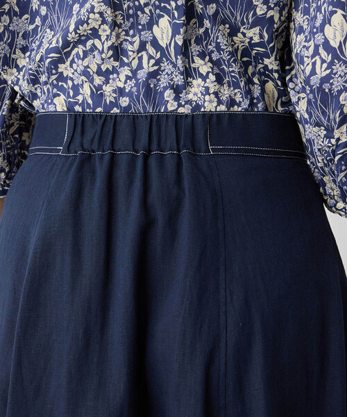 Petit Honfleur（プチオンフルール）の「ストレッチフレアリネンスカート（スカート・レディース・ベージュ/ネイビー/ブルー・64/67）」の9枚目の写真