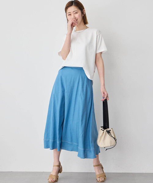 Petit Honfleur（プチオンフルール）の「ストレッチフレアリネンスカート（スカート・レディース・ベージュ/ネイビー/ブルー・64/67）」の12枚目の写真