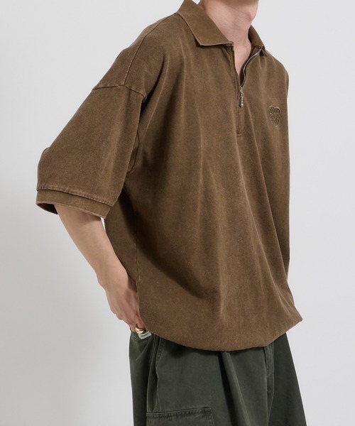 Perushu（ペルーシュ）の「ヴィンテージライクドローストリングZIPポロシャツ（ポロシャツ・メンズ・ライトブラウン/ブラック/ボルドー・LARGE/MEDIUM）」の22枚目の写真