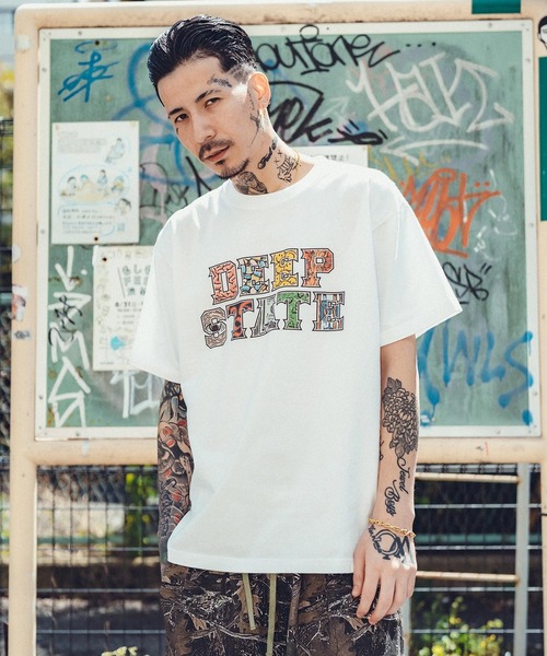 Subciety(サブサエティ)の「Deep state tee(Tシャツ/カットソー・メンズ・ゴールド/ブラック/ホワイト・SMALL/MEDIUM/LARGE/X-LARGE/XX-LARGE)」の10枚目の写真