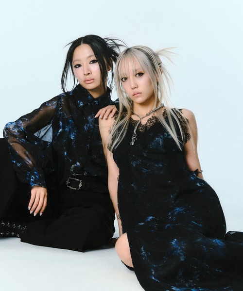 HARE（ハレ）の「ARTflowerシアーシャツ(HARE)（シャツ/ブラウス・レディース・ブルー系その他/オレンジ系その他/ライトグレー/ブラック/パープル/ピンク/ネイビー・FREE）」の9枚目の写真