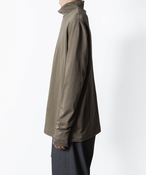 ATTACHMENT（アタッチメント）の「コットンダブルフェイス スリムフィット ハイネック L/S TEE / COTTON DOUBLE FACE SLIM FIT HIGHNECK L/S TEE（Tシャツ/カットソー・メンズ・キャメル/ライトグレー系/ダークグレー/ブラック/ホワイト・2/3/1）」の16枚目の写真