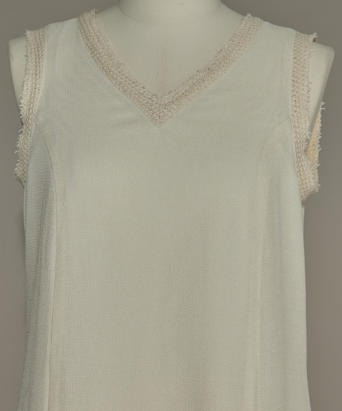 STUDIOUS(ステュディオス)の「【STUDIOUS/ステュディオス】V Neck Sleeveless Mesh Dress/Vネックスリーブレスメッシュドレス(ワンピース・レディース・アイボリー/ブラック・1/2)」の7枚目の写真