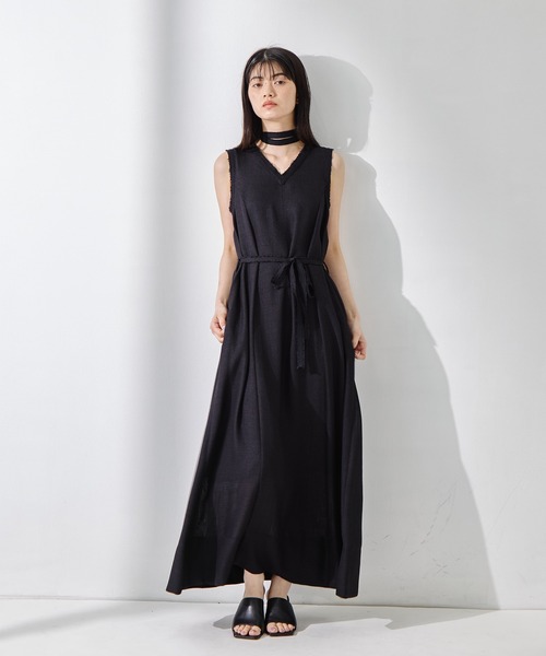 STUDIOUS(ステュディオス)の「【STUDIOUS/ステュディオス】【チョーカー⇔ベルト2WAYワンピ】V Neck Sleeveless Mesh Dress/Vネックスリーブレスメッシュドレス/ウォッシャブル/チョーカードレス(ワンピース・レディース・アイボリー/ブラック・1/2)」の4枚目の写真