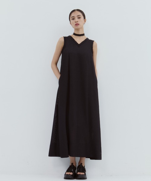 STUDIOUS(ステュディオス)の「【STUDIOUS/ステュディオス】【チョーカー⇔ベルト2WAYワンピ】V Neck Sleeveless Mesh Dress/Vネックスリーブレスメッシュドレス/ウォッシャブル/チョーカードレス(ワンピース・レディース・アイボリー/ブラック・1/2)」の6枚目の写真