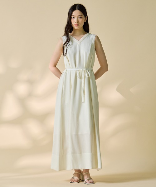 STUDIOUS(ステュディオス)の「【STUDIOUS/ステュディオス】【チョーカー⇔ベルト2WAYワンピ】V Neck Sleeveless Mesh Dress/Vネックスリーブレスメッシュドレス/ウォッシャブル/チョーカードレス(ワンピース・レディース・アイボリー/ブラック・1/2)」の12枚目の写真
