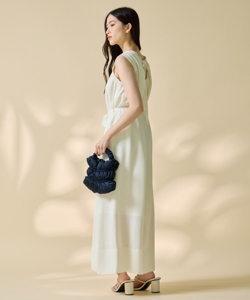 STUDIOUS(ステュディオス)の「【STUDIOUS/ステュディオス】【チョーカー⇔ベルト2WAYワンピ】V Neck Sleeveless Mesh Dress/Vネックスリーブレスメッシュドレス/ウォッシャブル/チョーカードレス(ワンピース・レディース・アイボリー/ブラック・1/2)」の9枚目の写真