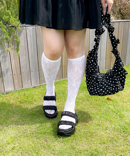 w closet（ダブルクローゼット）の「厚底ギャザーベルトサンダル（サンダル・レディース・ブラック/アイボリー・LARGE/SMALL/MEDIUM）」の18枚目の写真