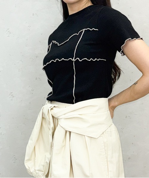 Per sist ence(パーシエンス)の「プリーツ配色ビスチェデザインプルオーバー(Tシャツ/カットソー・レディース・チャコールグレー/アイボリー/ブラック/ブラウン・ONE SIZE)」の13枚目の写真