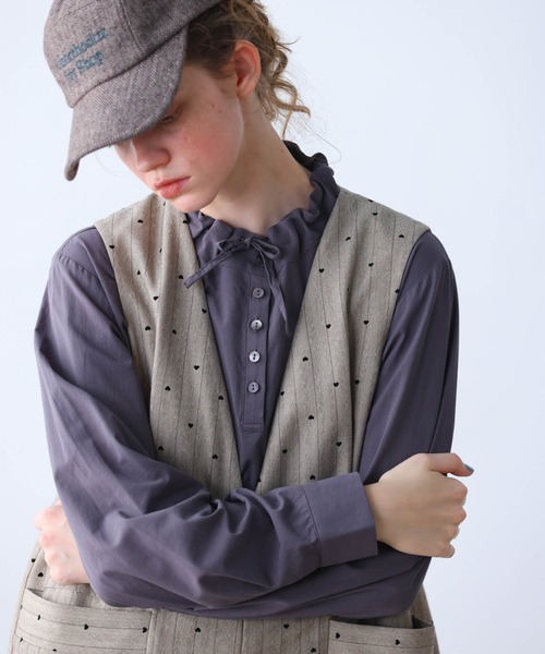 Kelen(ケレン)の「「KELEN / ケレン」刺繍デザインキャップ(キャップ・レディース・チャコールグレー/ブラウン・FREE)」の4枚目の写真