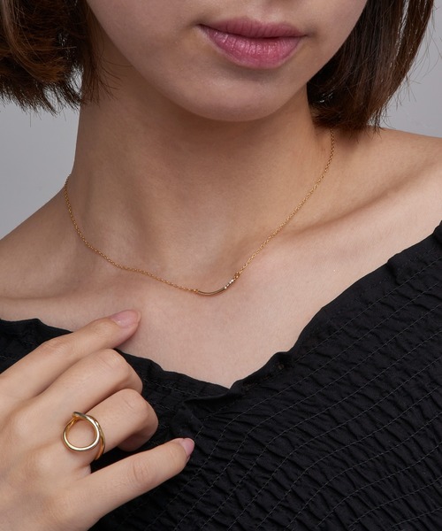 MAISON BREEZE（メゾンブリーズ）の「【MAISON BREEZE】ネックレス ニッケルフリー カーブ カットガラス プチペンダントネックレス 日本製 OSWY（ネックレス・レディース・ピンク/シルバー/ゴールド・FREE）」の3枚目の写真