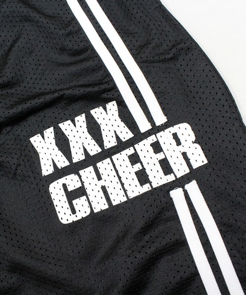 CHEER(チアー)の「軽量・速乾ラインデザインメッシュ素材ハーフパンツ(その他パンツ・レディース・ブラック/オレンジ・S/M/L)」の10枚目の写真