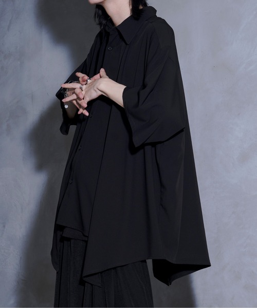 Ellno Loset(エルノロゼット)の「【黒色コラボ】ドレープアシメレイヤードシャツ(シャツ/ブラウス・メンズ・ブラック/オフホワイト・MEDIUM/SMALL/LARGE)」の8枚目の写真
