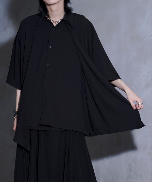Ellno Loset(エルノロゼット)の「【黒色コラボ】ドレープアシメレイヤードシャツ(シャツ/ブラウス・メンズ・ブラック/オフホワイト・MEDIUM/SMALL/LARGE)」の11枚目の写真