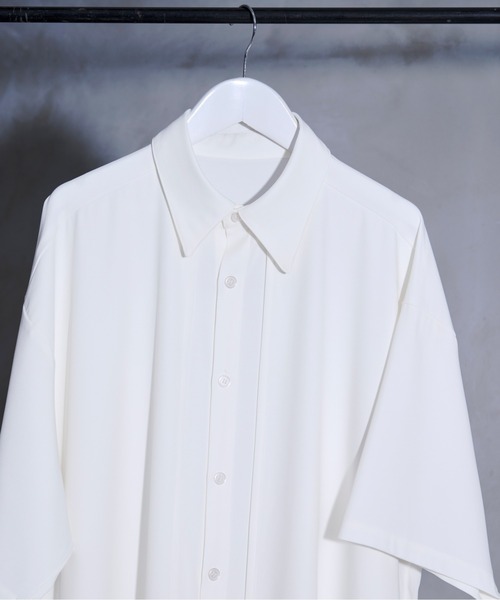 Ellno Loset(エルノロゼット)の「【黒色コラボ】ドレープアシメレイヤードシャツ(シャツ/ブラウス・メンズ・ブラック/オフホワイト・MEDIUM/SMALL/LARGE)」の4枚目の写真