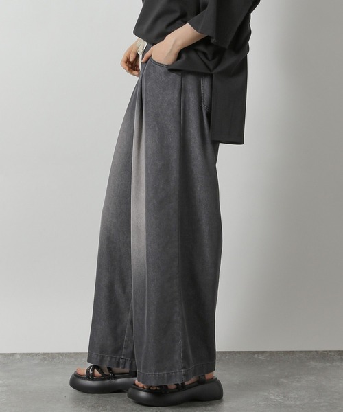 LAKOLE（ラコレ）の「【接触冷感】ドロストデニム / 572120（デニムパンツ・レディース・ブラック/インディゴブルー/ライトインディゴブルー・FREE）」の11枚目の写真