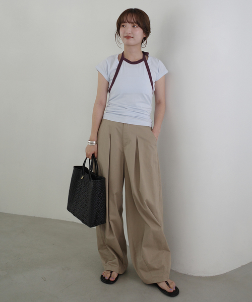 SLOBE IENA（スローブイエナ）の「《2枚セット》Plus by ONIT/オニット SLOBE別注 レイヤードセットTシャツ（Tシャツ/カットソー・レディース・ベージュ系その他/スカイブルー・FREE）」の9枚目の写真