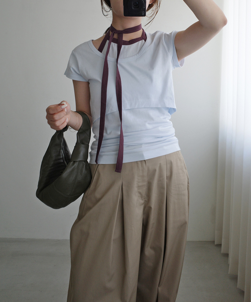 SLOBE IENA（スローブイエナ）の「《2枚セット》Plus by ONIT/オニット SLOBE別注 レイヤードセットTシャツ（Tシャツ/カットソー・レディース・ベージュ系その他/スカイブルー・FREE）」の17枚目の写真
