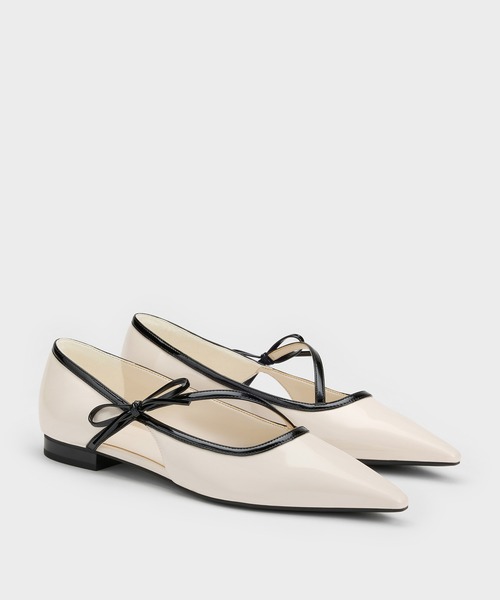 CHARLES & KEITH(チャールズ & キース)の「Pauline ポリーン ボウポインテッドトゥバレリーナ(バレエシューズ・レディース・ブラック/オフホワイト・22.5cm/23cm/23.5cm/24.5cm/25cm/25.5cm)」の3枚目の写真