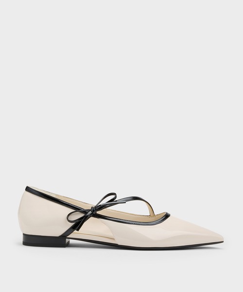 CHARLES & KEITH(チャールズ & キース)の「Pauline ポリーン ボウポインテッドトゥバレリーナ(バレエシューズ・レディース・ブラック/オフホワイト・22.5cm/23cm/23.5cm/24.5cm/25cm/25.5cm)」の16枚目の写真