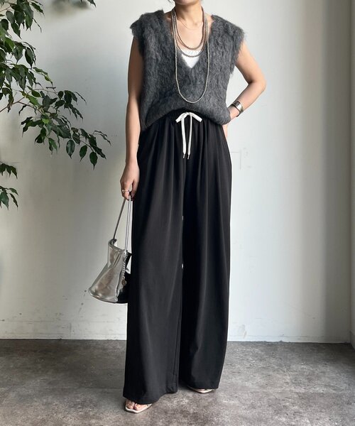 DouDou（ドゥドゥ）の「ビンテージ風タックワイドドロストパンツ（その他パンツ・レディース・チャコールグレー/ベージュ・FREE/TM）」の12枚目の写真