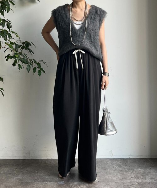 DouDou（ドゥドゥ）の「ビンテージ風タックワイドドロストパンツ（その他パンツ・レディース・チャコールグレー/ベージュ・FREE/TM）」の13枚目の写真