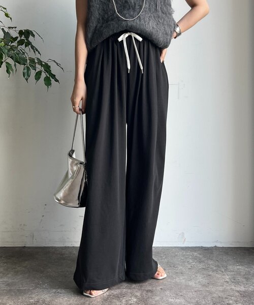 DouDou（ドゥドゥ）の「ビンテージ風タックワイドドロストパンツ（その他パンツ・レディース・チャコールグレー/ベージュ・FREE/TM）」の18枚目の写真