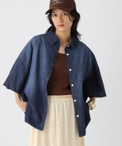 Elura（エルーラ）の「デニム5分袖シャツ / 581939（シャツ/ブラウス・レディース・ネイビー/ブルー・FREE）」の8枚目の写真