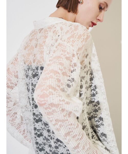 ELENDEEK(エレンディーク)の「プリーツレースシャツ(シャツ/ブラウス・レディース・グリーン/オフホワイト・FREE)」の5枚目の写真