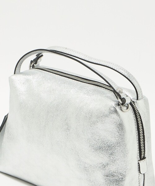 GIANNI CHIARINI（ジャンニ キアリーニ）の「＜GIANNI CHIARINI＞ALIFA MTL M バッグ（ショルダーバッグ・レディース・シルバー/ゴールド/ダークグレー・FREE）」の18枚目の写真