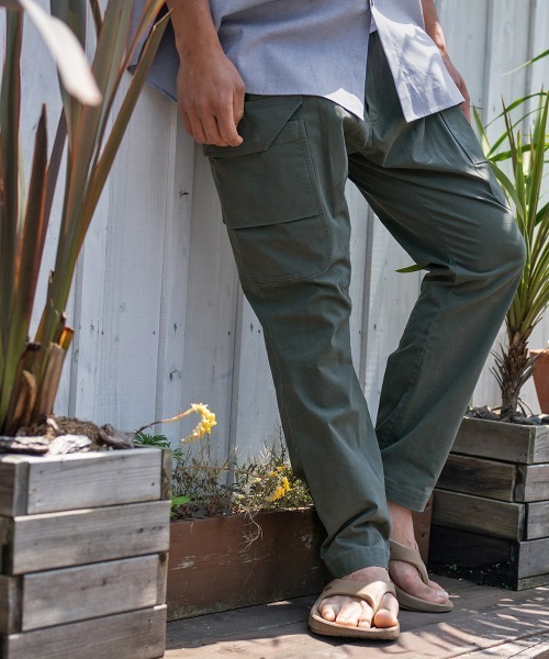 Sunny Smith(サニースミス)の「Working Smith Grosgran Twill Long カーゴパンツ(カーゴパンツ・メンズ・カーキ/チャコール・LARGE/MEDIUM)」の1枚目の写真