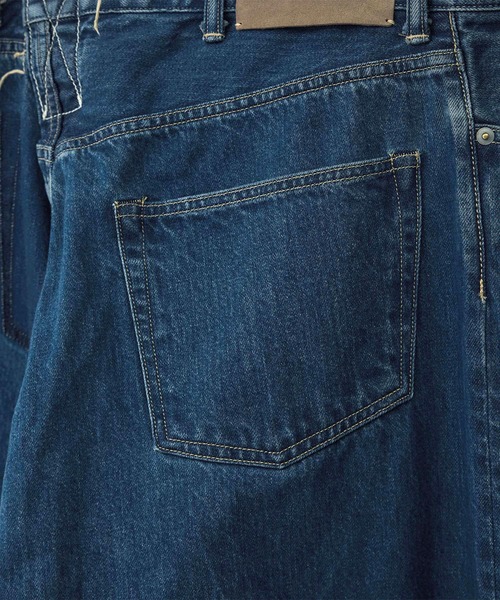 KURO（クロ）の「【KURO for SALON（クロ）】別注クロスデニムパンツ（デニムパンツ・レディース・ブルー系その他4・25/26/27/28/29）」の9枚目の写真