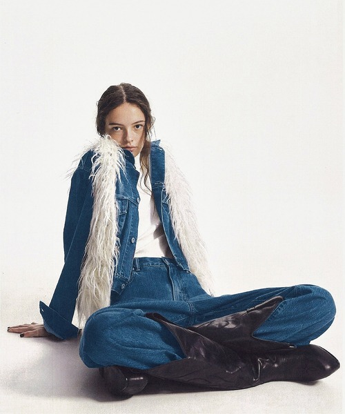 KURO（クロ）の「【KURO for SALON（クロ）】別注クロスデニムパンツ（デニムパンツ・レディース・ブルー系その他4・25/26/27/28/29）」の6枚目の写真