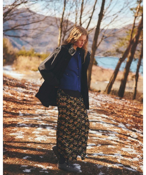 THE SHINZONE/シンゾーン フラワーブーケプリントサテンスカート