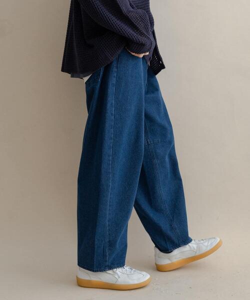 SENSE OF PLACE by URBAN RESEARCH(センスオブプレイスバイアーバンリサーチ)の「バレルレッグデニムパンツ(その他パンツ・メンズ・グリーン/ホワイト/ブルー系その他/インディゴブルー・MEDIUM/LARGE)」の4枚目の写真