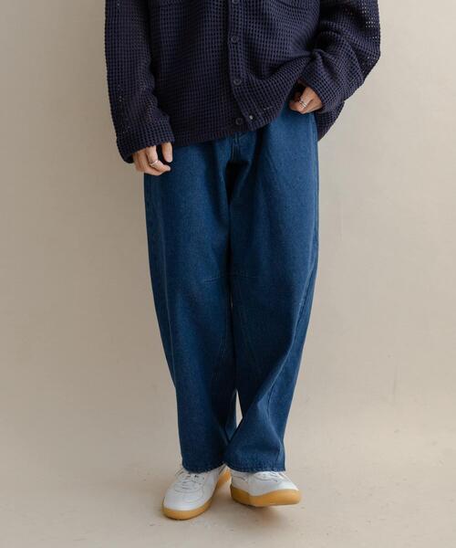 SENSE OF PLACE by URBAN RESEARCH(センスオブプレイスバイアーバンリサーチ)の「バレルレッグデニムパンツ(その他パンツ・メンズ・グリーン/ホワイト/ブルー系その他/インディゴブルー・MEDIUM/LARGE)」の16枚目の写真