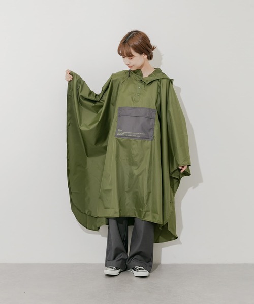 Wpc. ユニセックス バイカラーパッカブルポンチョ（レインコート