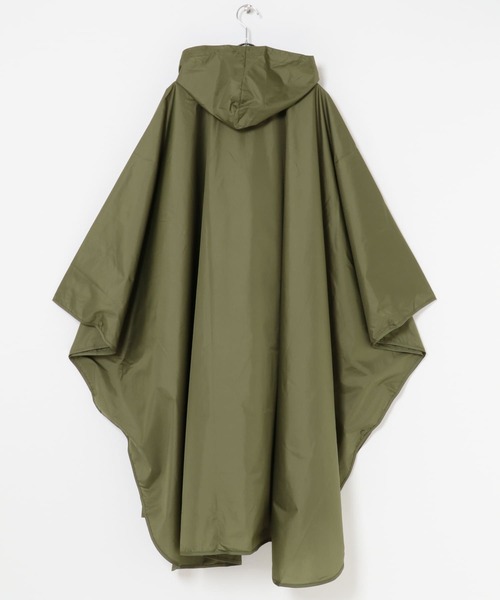 SMELLY（スメリー）の「Wpc.　ユニセックス バイカラーパッカブルポンチョ（ポンチョ・レディース・ベージュ/カーキ・ONE）」の16枚目の写真