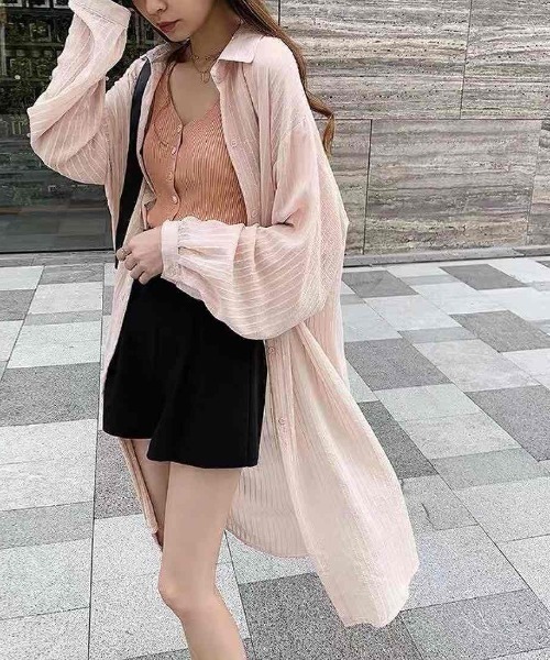 maison de LATIR(メゾンドラティール)の「長く愛用できるシアーロング丈UVカット夏服ストライプブラウス(シャツ/ブラウス・レディース・ブルー/ホワイト/グリーン/ピンク・FREE)」の1枚目の写真