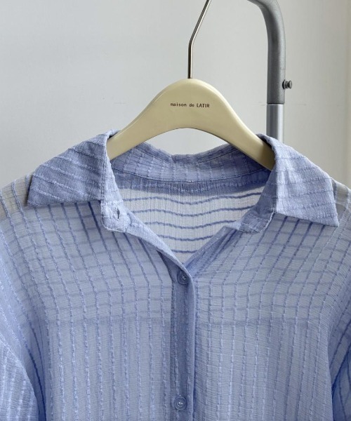 maison de LATIR(メゾンドラティール)の「長く愛用できるシアーロング丈UVカット夏服ストライプブラウス(シャツ/ブラウス・レディース・ブルー/ホワイト/グリーン/ピンク・FREE)」の10枚目の写真