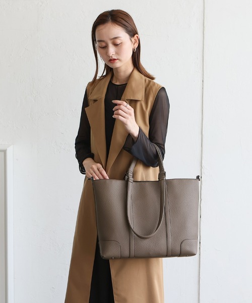 VitaFelice(ヴィータフェリーチェ)の「ダブルハンドル3wayトートバッグ A4 通勤バッグ(トートバッグ・レディース・ブラック/ブラウン系・FREE)」の11枚目の写真