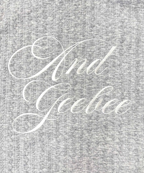 ANDGEEBEE（アンジービー）の「UNISEX カットケーブルジップパーカー（パーカー・レディース・ブラック/グレー・FREE）」の12枚目の写真