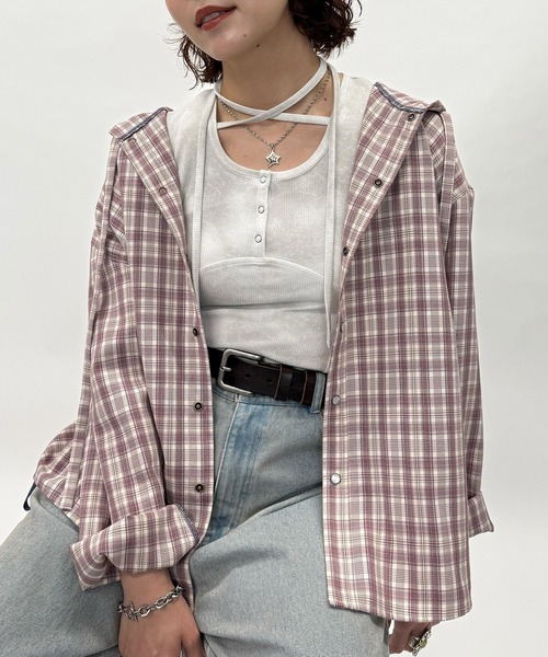 DOUBLE NAME(ダブルネーム)の「チェックフーディシャツ(シャツ/ブラウス・レディース・ピンク/ブラウン・FREE)」の5枚目の写真